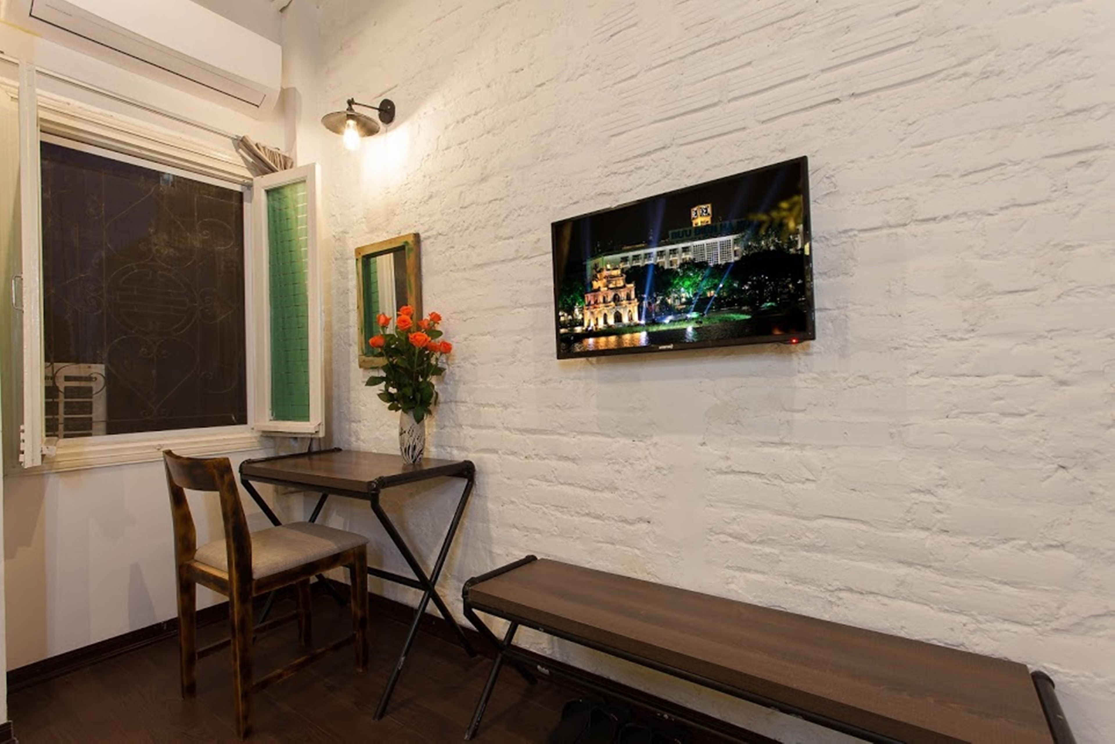 deluxe double or twin room | 1 bedroom, in-room safe, free wifi, bed sheets