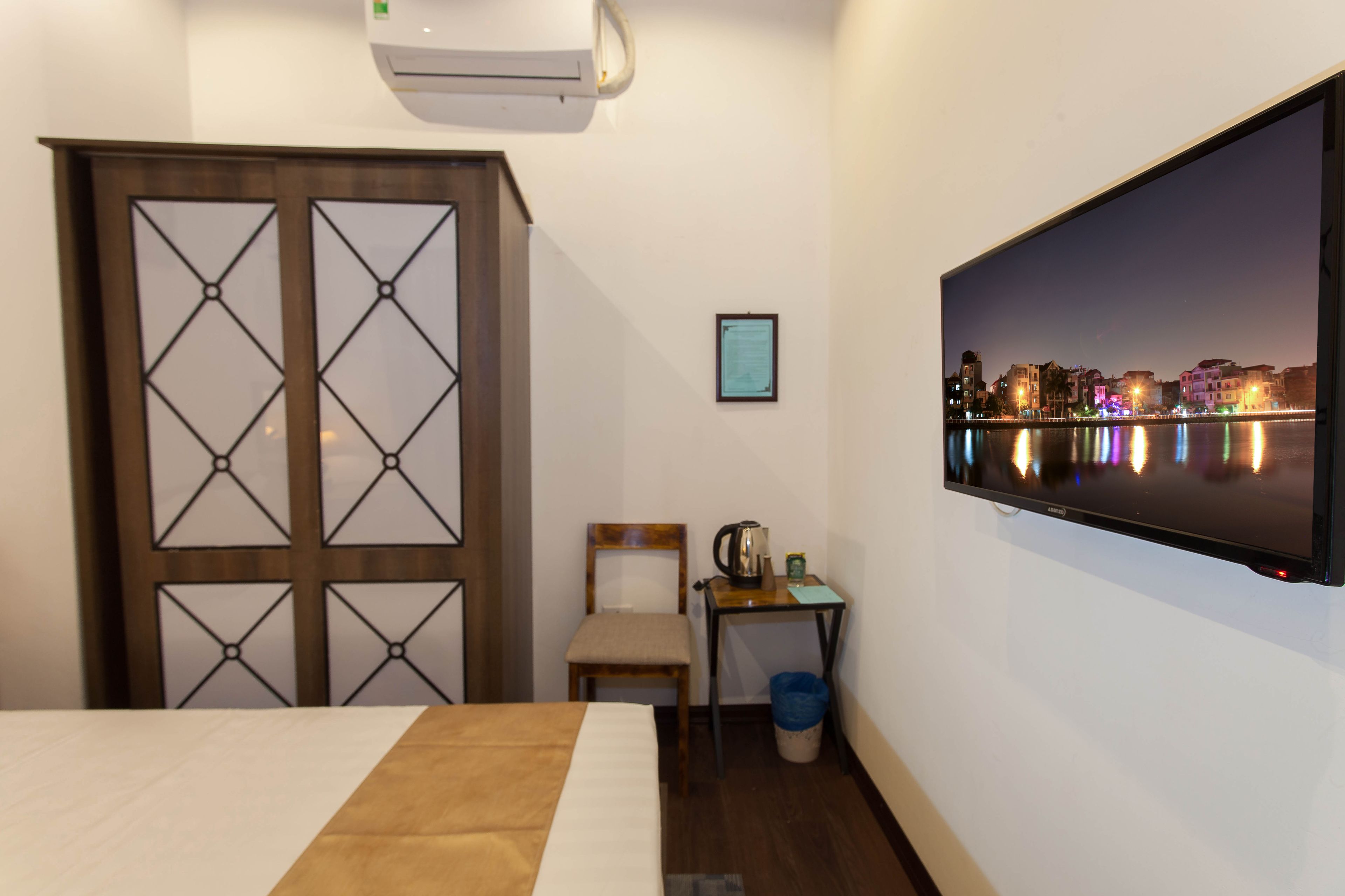 superior double room | 1 bedroom, in-room safe, free wifi, bed sheets