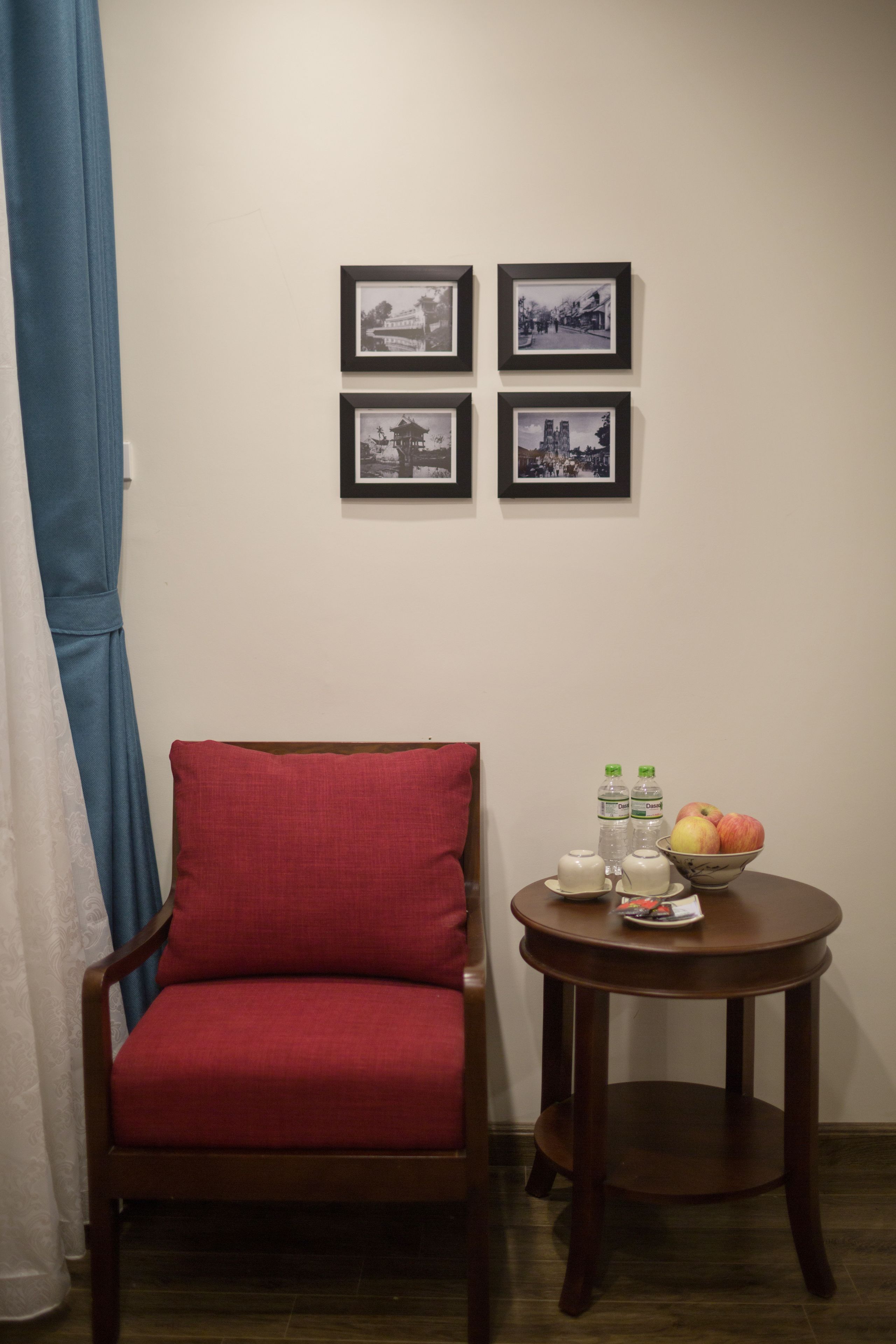 Photo - Holiday Emerald Hotel