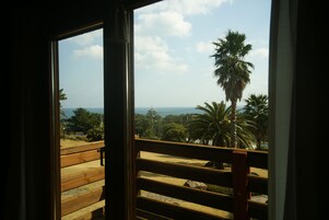 Pemandangan dari hartanah