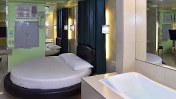 Superior Room | Minibar, free WiFi, bed sheets