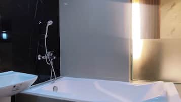 Superior Room | Bathroom | Free toiletries, hair dryer, bathrobes, slippers