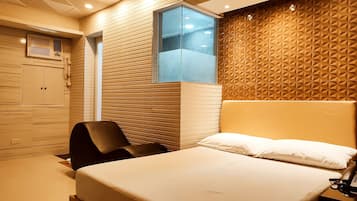 Superior Room | Peti besi dalam bilik, meja, seterika/papan seterika, Wi-fi percuma