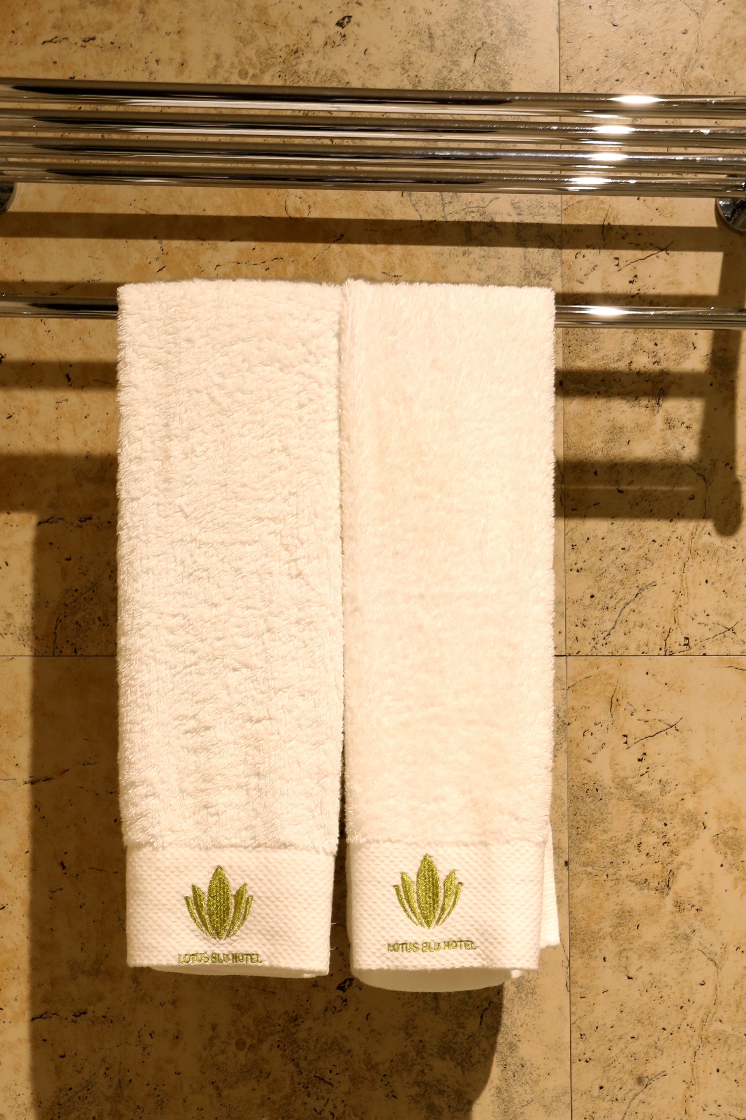 shower, free toiletries, hair dryer, slippers