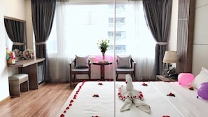 Superior dubbelrum för 1 person | Minibar, värdeförvaringsskåp på rummet, skrivbord och ljudisolering