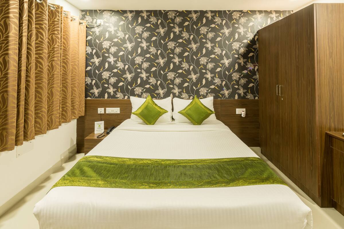 Rom – standard | Skrivebord og wi-fi (inkludert)