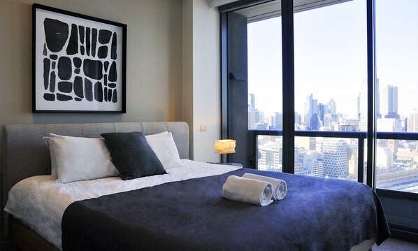 2 bedrooms, iron/ironing board, free WiFi, bed sheets
