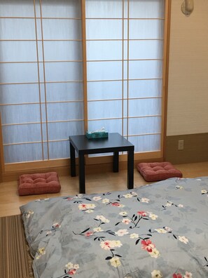 Basic Quadruple Room (Japanese-style) - OTR Park View Bentencho (Osaka)