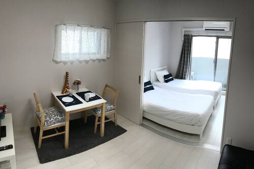 Habitación Deluxe con 2 camas individuales | Insonorización, wifi gratis y ropa de cama