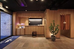 In-room safe, free WiFi - Nipponbashi Crystal Hotel (Naniwa-ku, Osaka)
