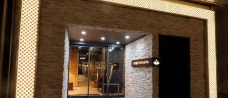 In-room safe, free WiFi