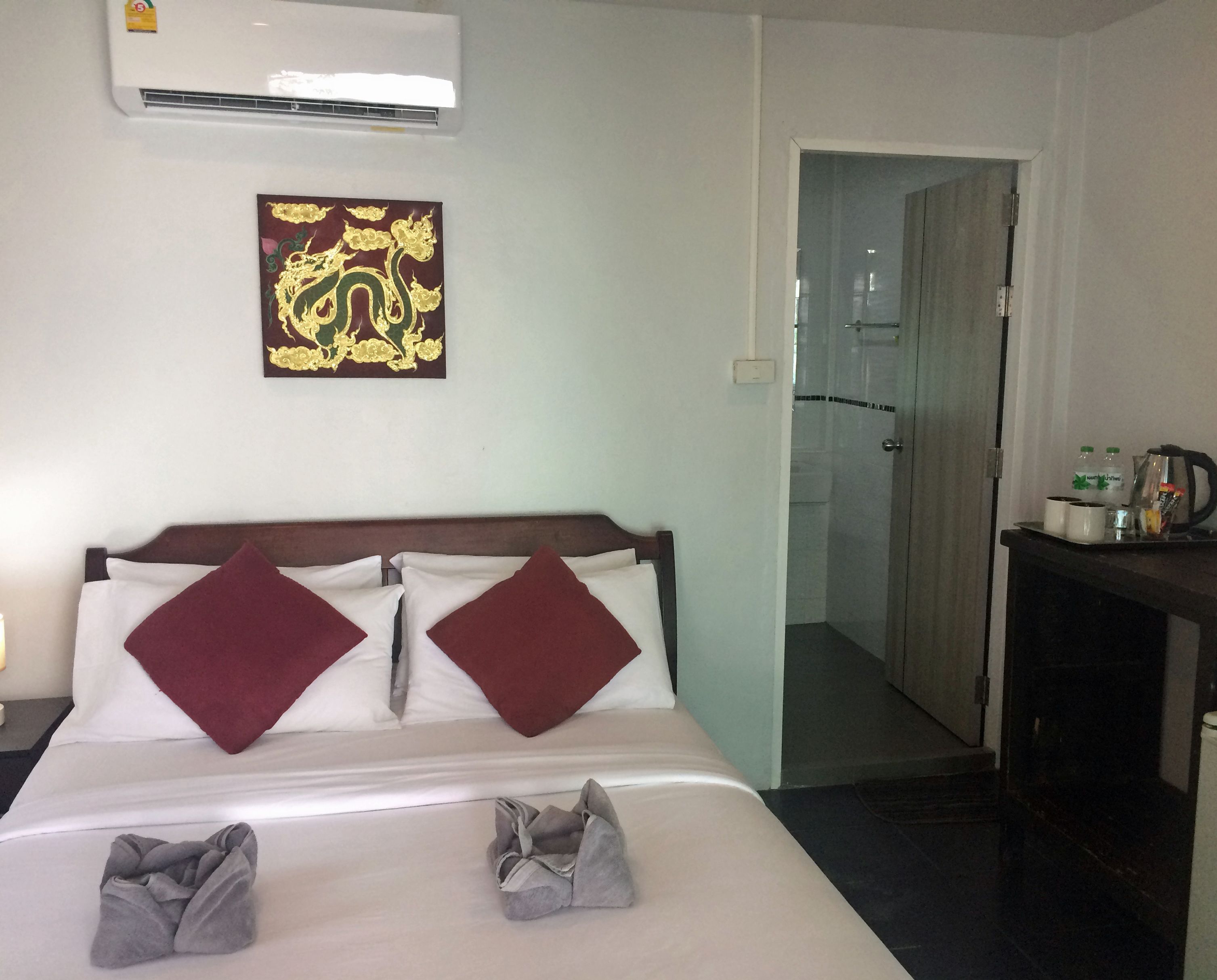 standard double room | in-room safe, free wifi