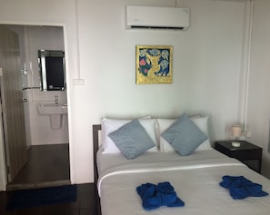 Pier Side Room | 객실 내 금고, 무료 WiFi