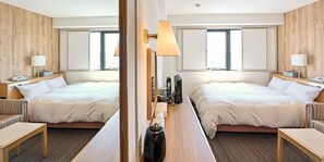 Habitación doble superior (Small Double Bed) | Escritorio, espacio para trabajar con laptop y wifi gratis 