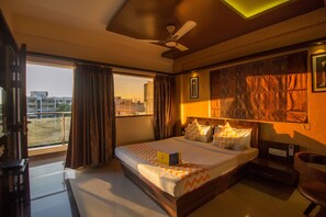 Suite | Rollaway beds, free WiFi - FabHotel Regal Inn Pimpri Chinchwad (Pune)