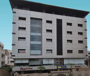 Front of property - FabHotel Regal Inn Pimpri Chinchwad (Pune)
