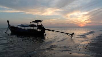 Fassade der Unterkunft – Abend/Nacht