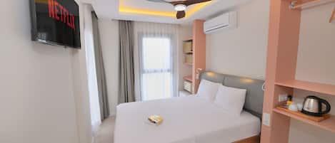 Minibar, in-room safe, iron/ironing board, free WiFi