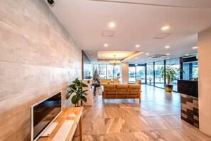 Lobby - Jungmoon J Hill & City Hotel (Seogwipo)