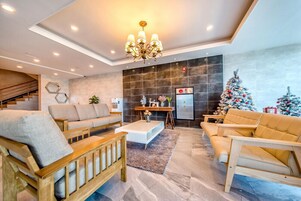 Kawasan tempat duduk lobi