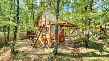 Standard Tent | 2 bedrooms, individually decorated