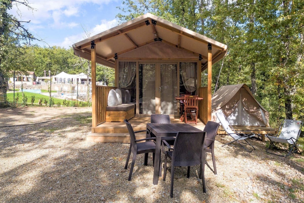 Family Tent, 2 Bedrooms | Terrace/patio