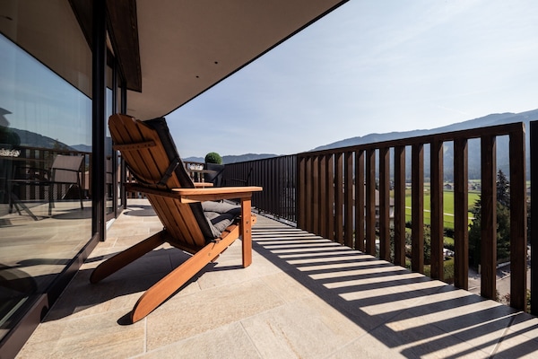 Familien Penthouse Suite, Sauna, Bergblick | Blick vom Balkon