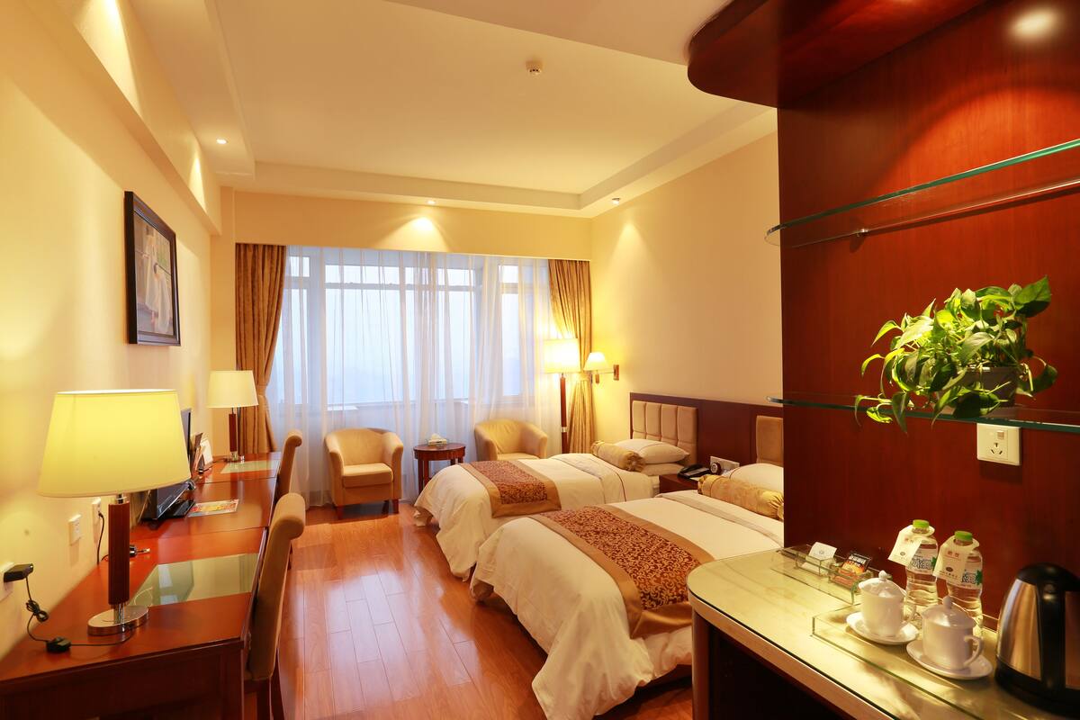Elite Twin Room