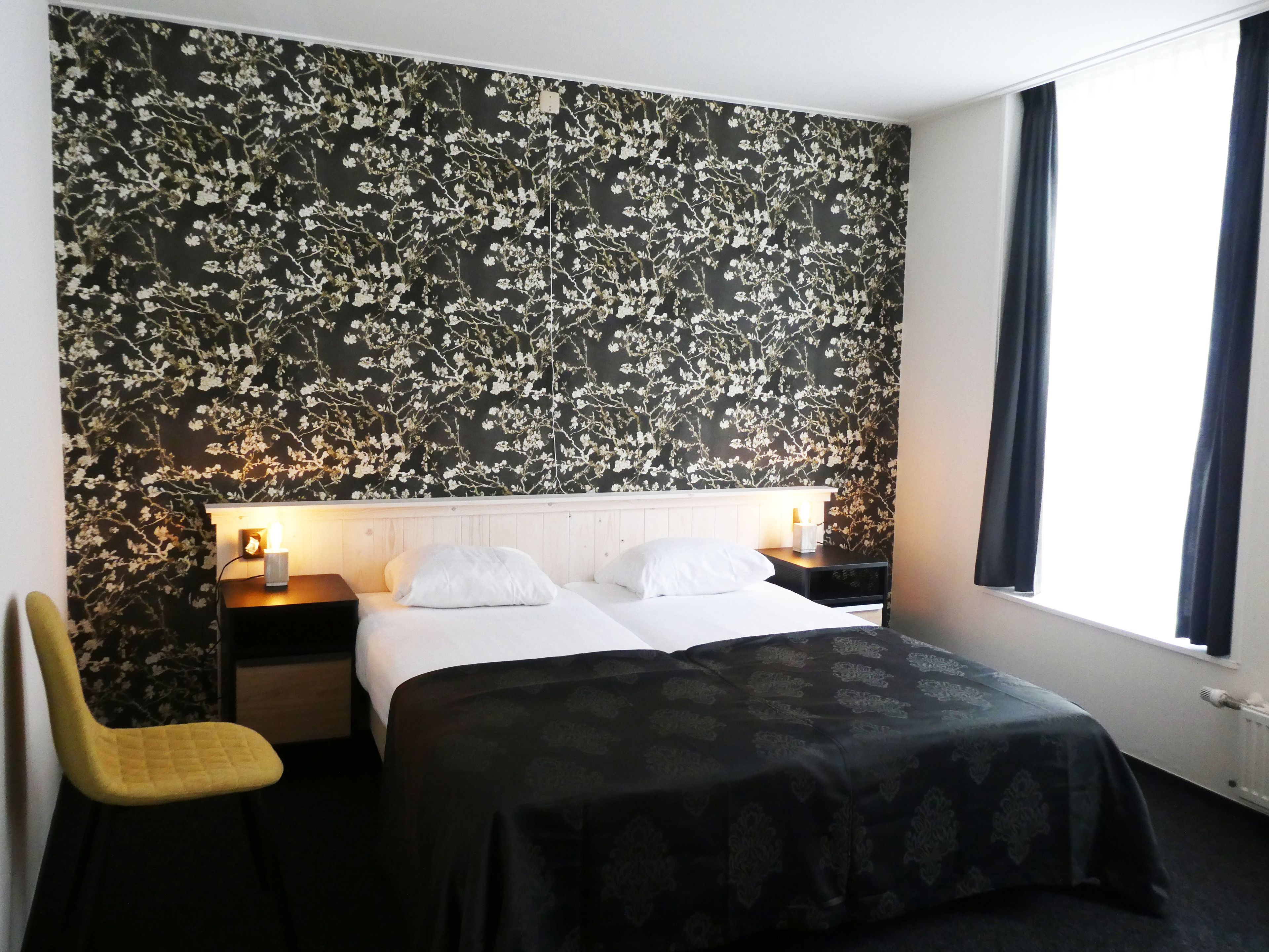 double room | desk, cots/infant beds, rollaway beds, free wifi