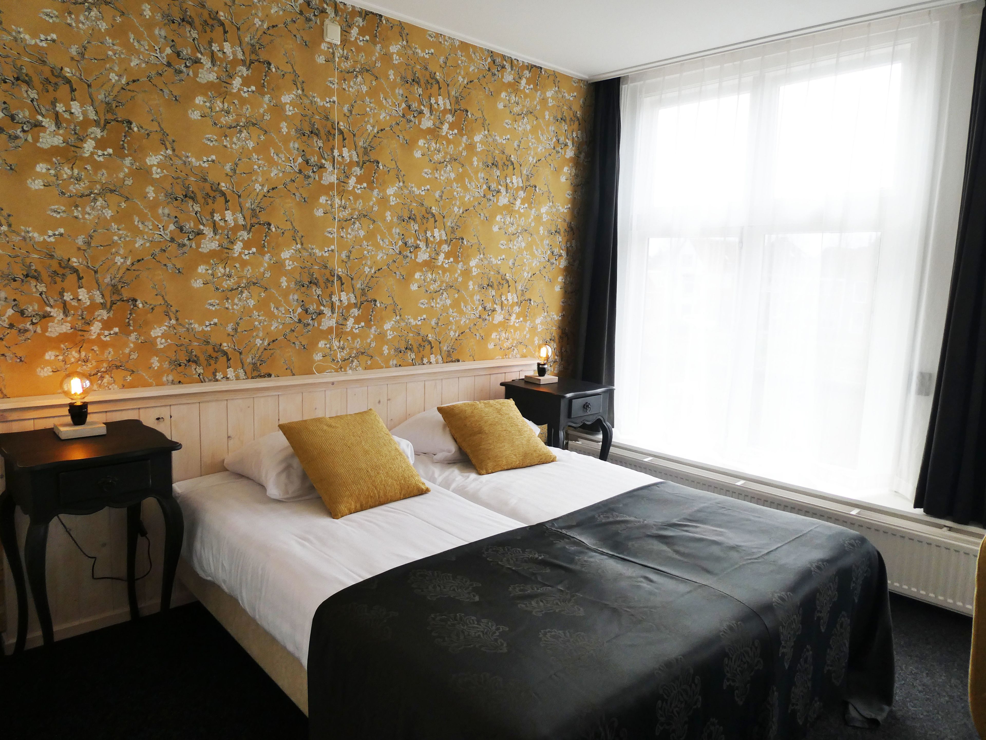 double room | desk, cots/infant beds, rollaway beds, free wifi