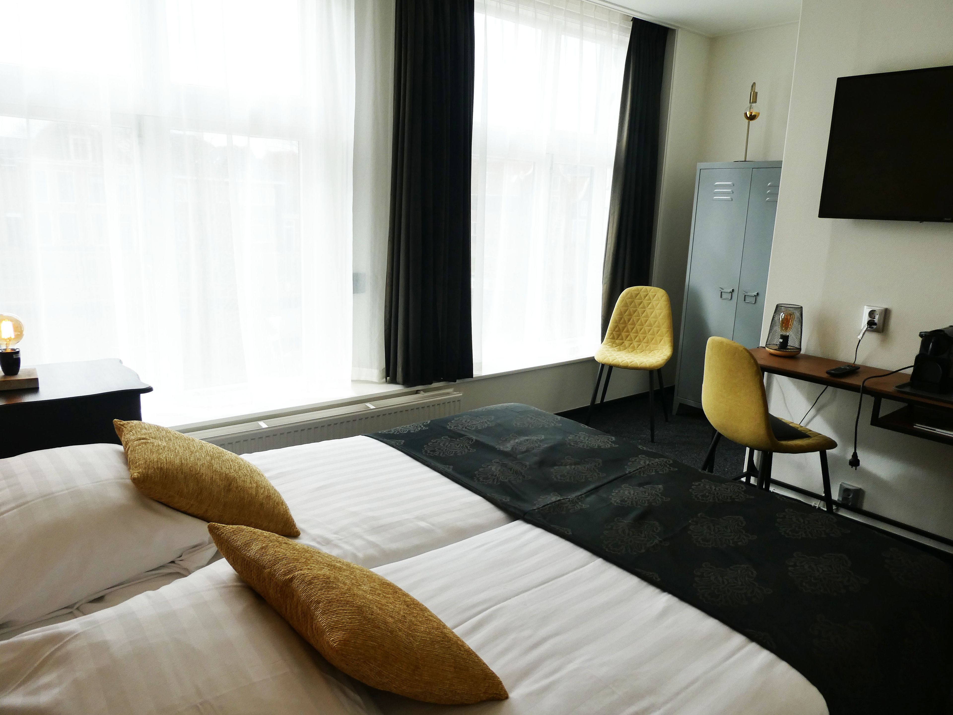 double room | desk, cots/infant beds, rollaway beds, free wifi