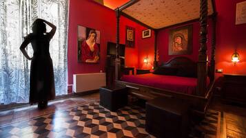 Deluxe Double or Twin Room | Premium bedding, minibar, in-room safe, individually decorated