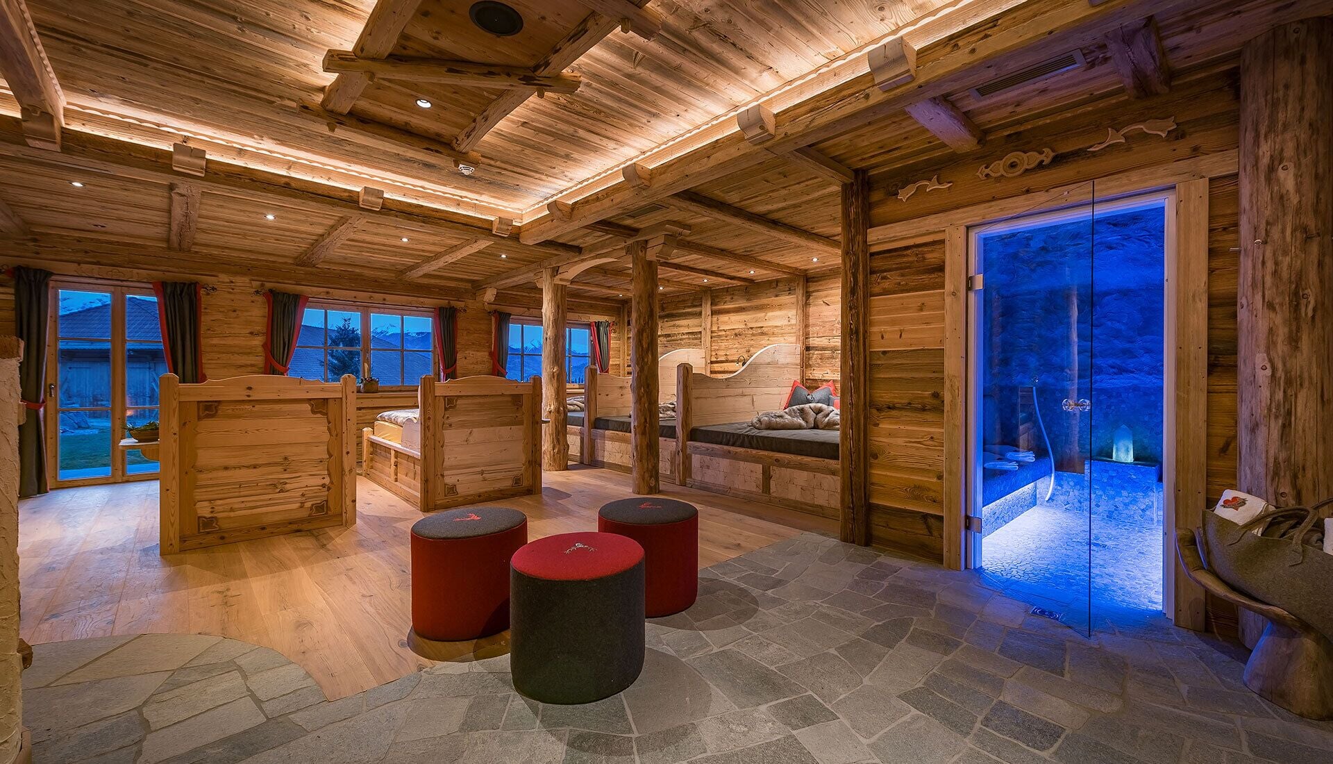 Sauna, Dampfbad, 1 Behandlungsraum, Massageanwendungen