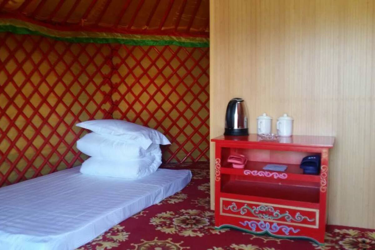 Luxury-Zimmer, 1 Schlafzimmer, Hanglage | Schreibtisch, kostenloses WLAN