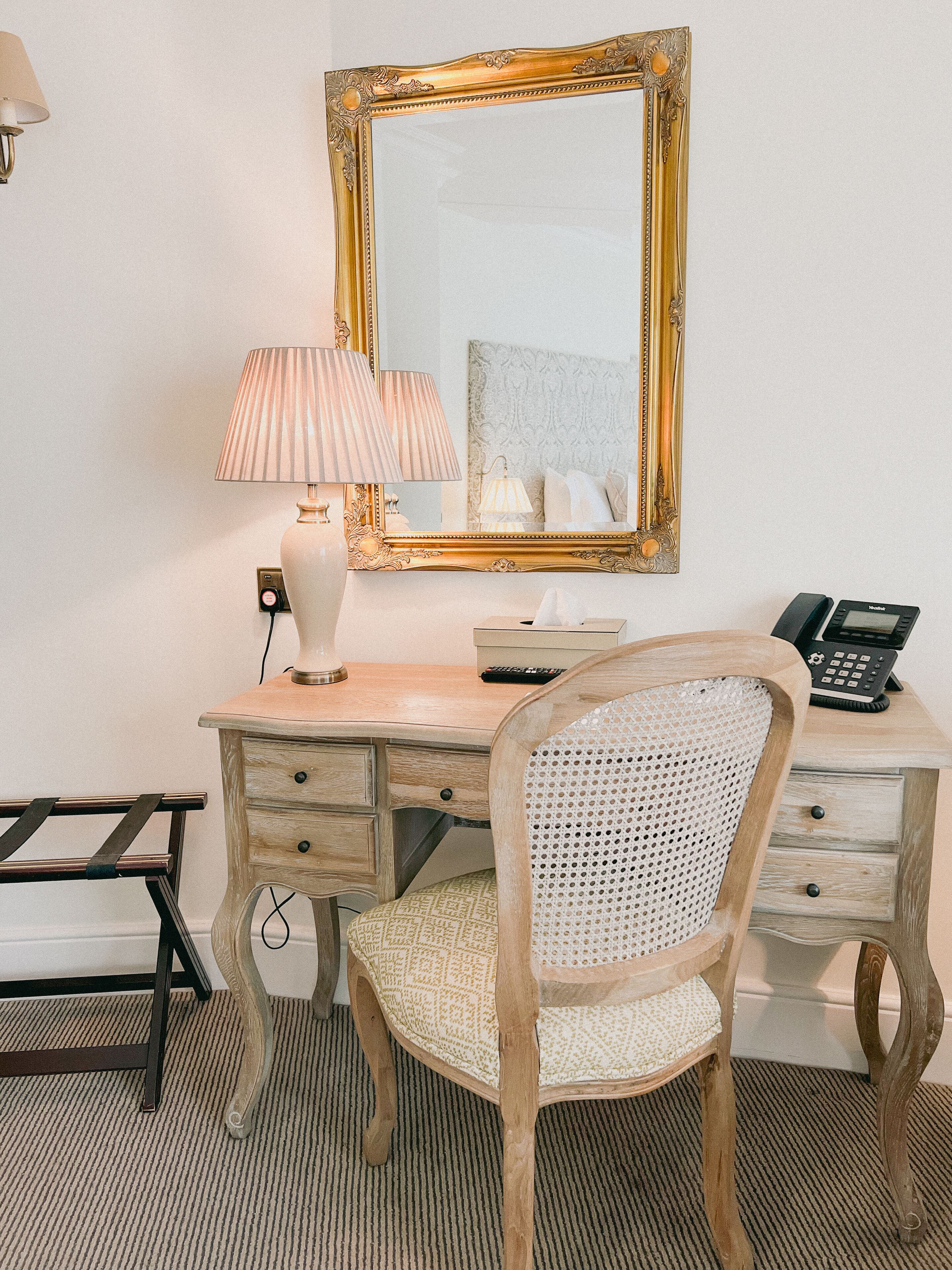 standard double room | living area | flat-screen tv