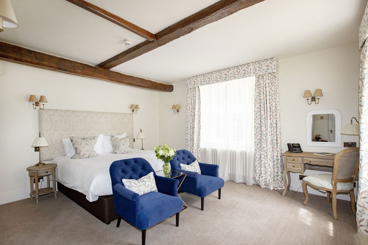 Premium bedding, in-room safe, individually decorated