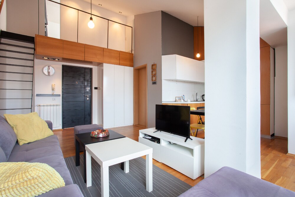 Urban Hostel & Apartments by null