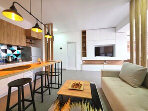 Superior Studio Suite, City View