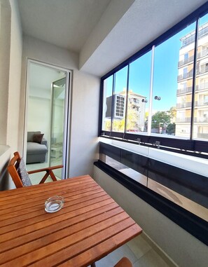 Superior Apartment, 2 Bedrooms, Balcony on Street Anastas Mitrev number 10 | Teras/patio