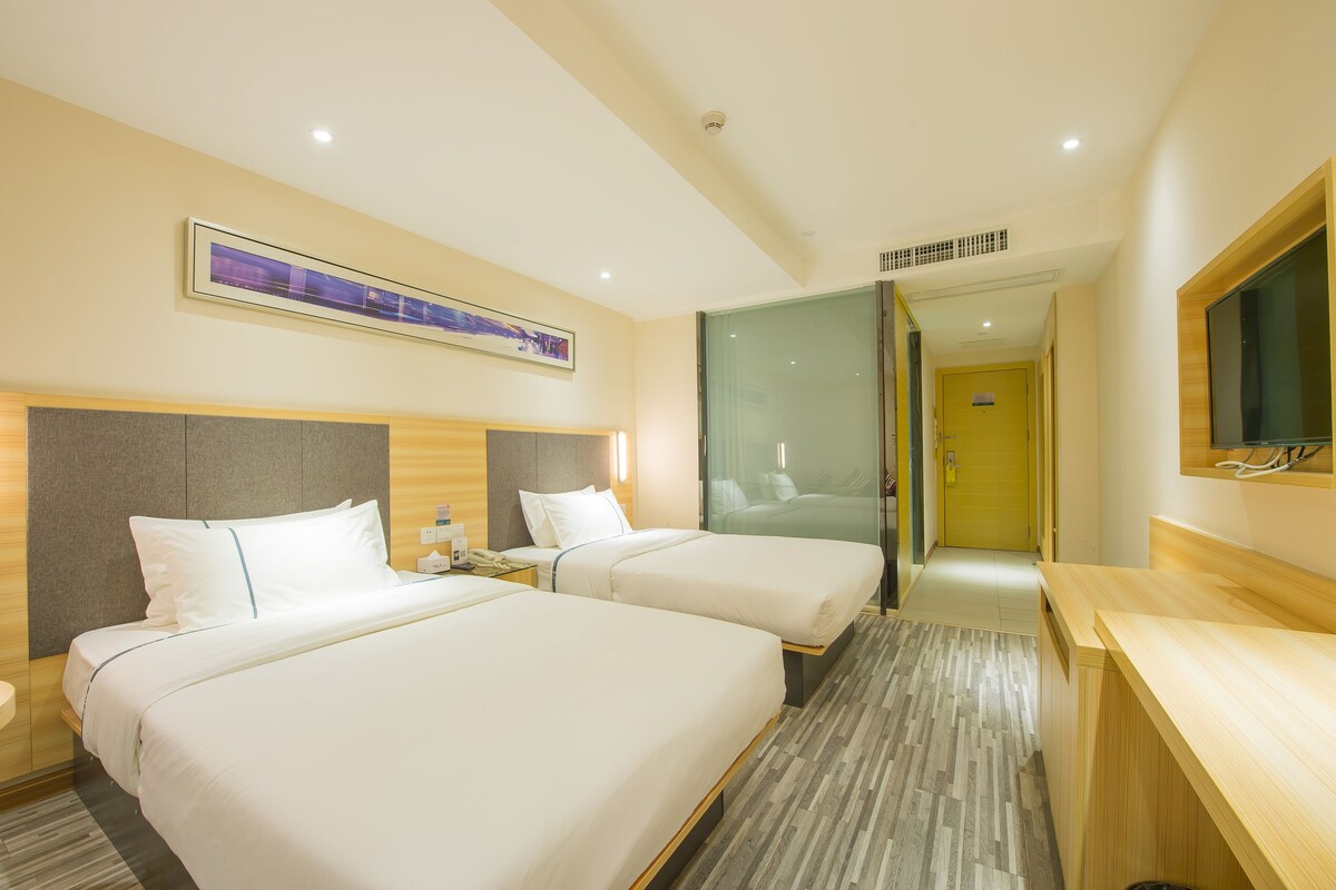 Chambre Deluxe avec lits jumeaux | Vue de la chambre