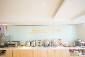 Petit déjeuner buffet