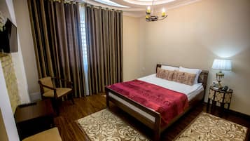 Deluxe Double Room | Premium bedding, in-room safe, desk, soundproofing