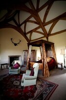 Iron/ironing board, free WiFi