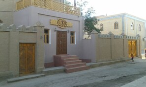 View from property - Guest House Orzu (Khiva)