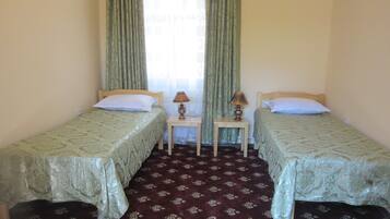 1 bedroom, in-room safe, desk, iron/ironing board