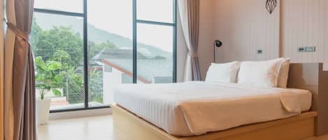 1 bedroom, minibar, in-room safe, desk