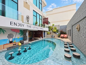 Pool - Oneloft Hotel (Karon)