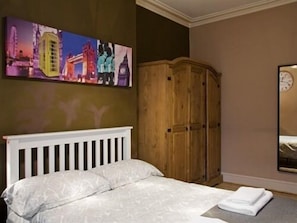Comfort Twin Room, Shared Bathroom