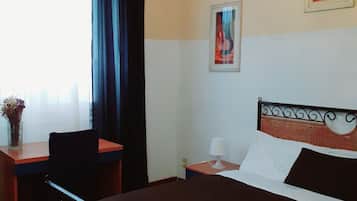 Kamar Standar, kamar mandi umum | Pemandangan dari kamar