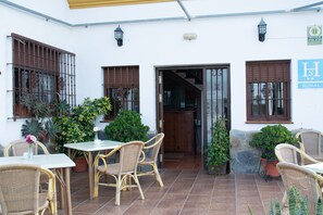 Terrace/patio - Hostal Rural la Plata (Arcos de la Frontera)